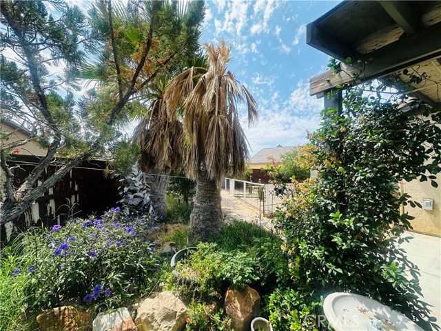 Detail Gallery Image 27 of 35 For 13375 Dunwood Ct, Victorville,  CA 92392 - 5 Beds | 2 Baths