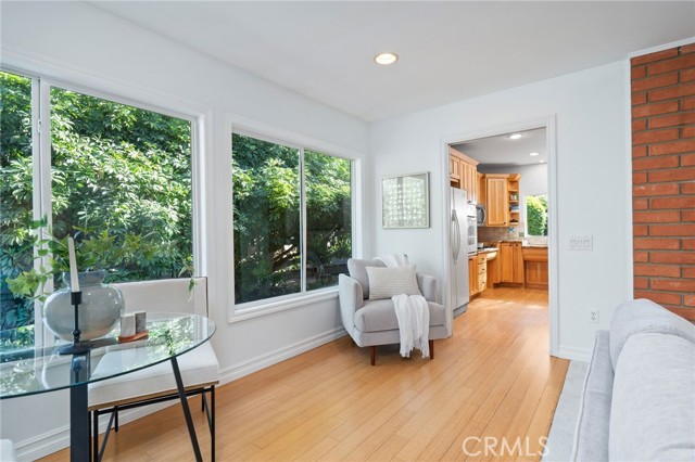 3273 Indiana Ave, Costa Mesa CA: https://media.crmls.org/medias/2afe0815-af3c-461d-8e19-d4def6618119.jpg