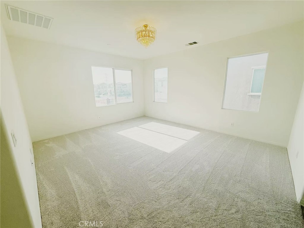 MLS #OC25094836 img 23