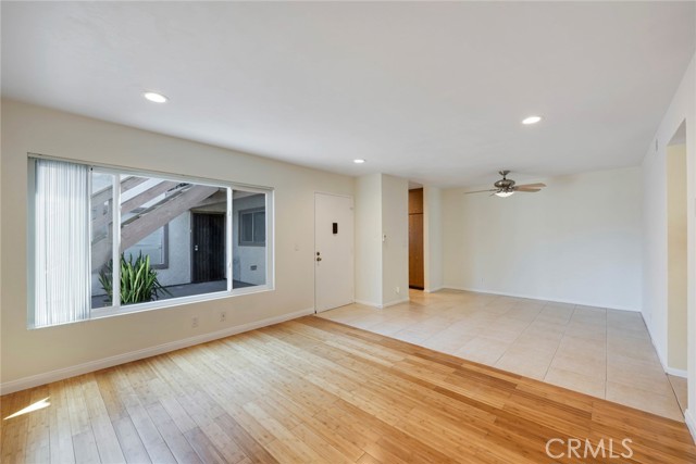 986 S Citron Street, Anaheim CA: https://media.crmls.org/medias/2afe2163-51da-4960-9f0f-8bf5e9fb05db.jpg