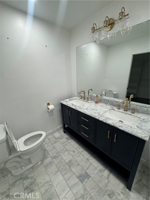 Detail Gallery Image 9 of 14 For 9559 Calle Del Casa, Riverside,  CA 92503 - 4 Beds | 2/1 Baths