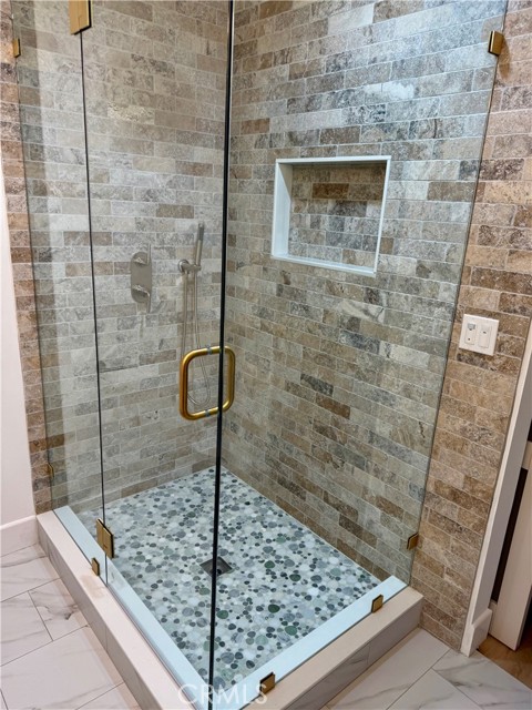 536 Via Almar, Palos Verdes Estates, California 90274, 4 Bedrooms Bedrooms, ,1 BathroomBathrooms,Residential,For Sale,Via Almar,PV25249382