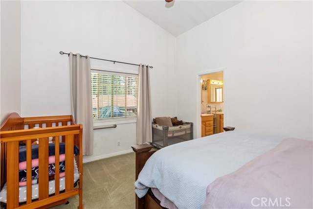 Detail Gallery Image 17 of 25 For 329 E Sherwood Bld, Big Bear City,  CA 92314 - 3 Beds | 2 Baths