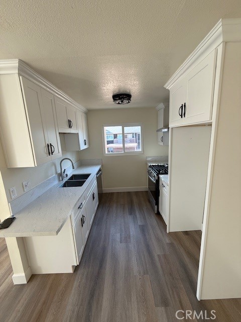 Detail Gallery Image 3 of 11 For 1016 Cabrillo Park Dr #H,  Santa Ana,  CA 92701 - 2 Beds | 1 Baths