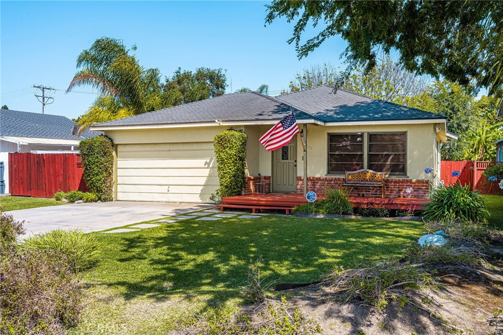MLS #OC26116603 image #1