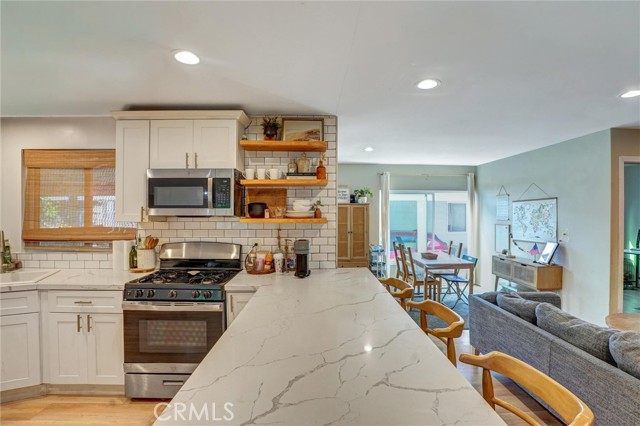 Detail Gallery Image 7 of 32 For 1919 W Coronet Ave #153,  Anaheim,  CA 92801 - 3 Beds | 2 Baths