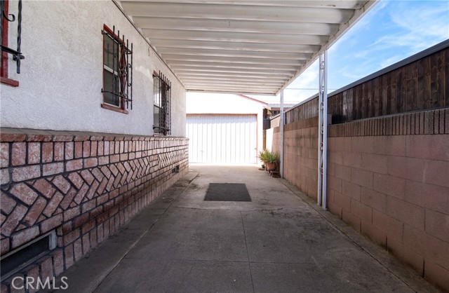 Detail Gallery Image 36 of 39 For 1805 N Central, Los Angeles,  CA 90059 - 4 Beds | 2 Baths