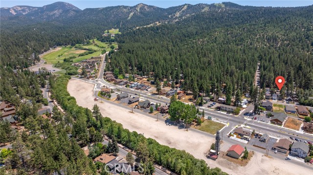 Detail Gallery Image 23 of 28 For 42587 Falcon Ave, Big Bear Lake,  CA 92315 - 2 Beds | 2 Baths