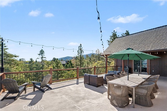 1658 Tuolumne Road, Big Bear City CA: https://media.crmls.org/medias/2b00e015-f11e-4428-a85d-aa6d5d9bafa9.jpg