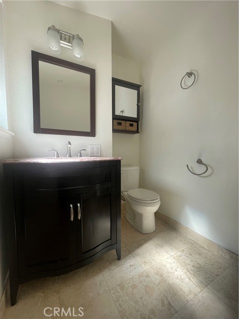 Detail Gallery Image 14 of 16 For 528 Cherry #B,  Long Beach,  CA 90802 - 1 Beds | 1 Baths