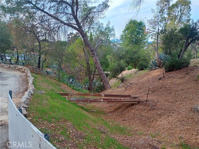 Detail Gallery Image 2 of 6 For 7916 Glenties, Sunland,  CA 91040 - – Beds | – Baths