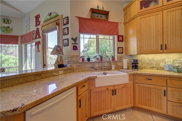 670 Highland Hills Road, Nipomo CA: https://media.crmls.org/medias/2b025271-7d27-4b7c-8383-6791bddcd5a3.jpg