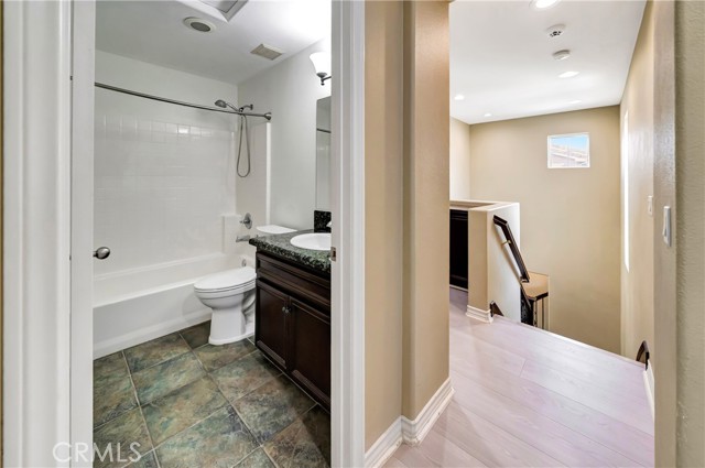 Detail Gallery Image 41 of 65 For 27735 Summer Grove Pl, Valencia,  CA 91354 - 4 Beds | 3 Baths