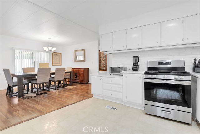 Detail Gallery Image 13 of 33 For 13393 Mariposa Rd #255,  Victorville,  CA 92395 - 2 Beds | 2 Baths