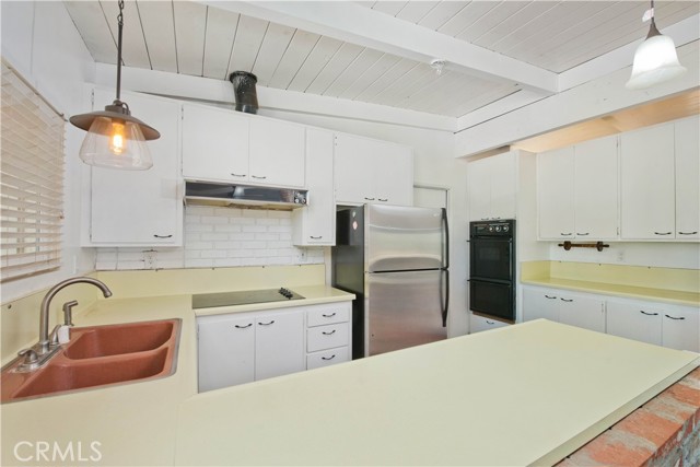 1125 Bulla Vista Road, Acton CA: https://media.crmls.org/medias/2b03e34b-ec64-4fad-a94d-9b06b788e1e3.jpg
