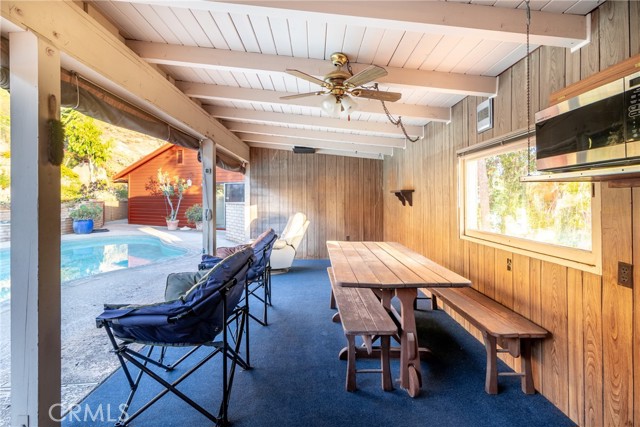 4899 Glenwood Drive, Riverside CA: https://media.crmls.org/medias/2b04415a-e898-43b1-8746-5c923b2997b1.jpg