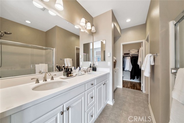 5325 Pacific Terrace, Hawthorne CA: https://media.crmls.org/medias/2b05d6f3-8b6e-4b67-82f1-5cc330d97855.jpg
