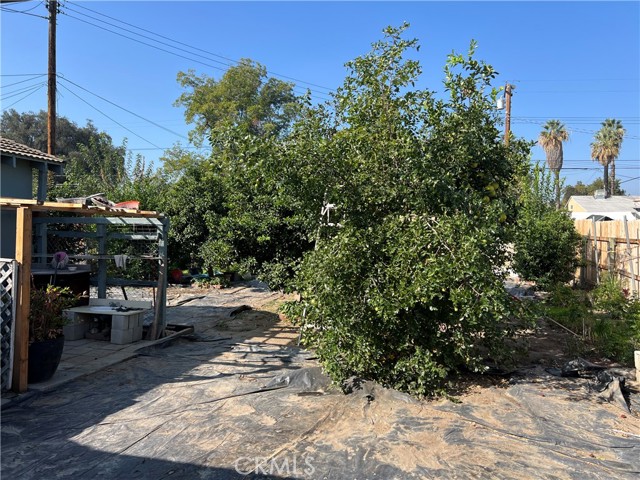 Detail Gallery Image 17 of 28 For 7014 Conejo, San Bernardino,  CA 92404 - 2 Beds | 2 Baths