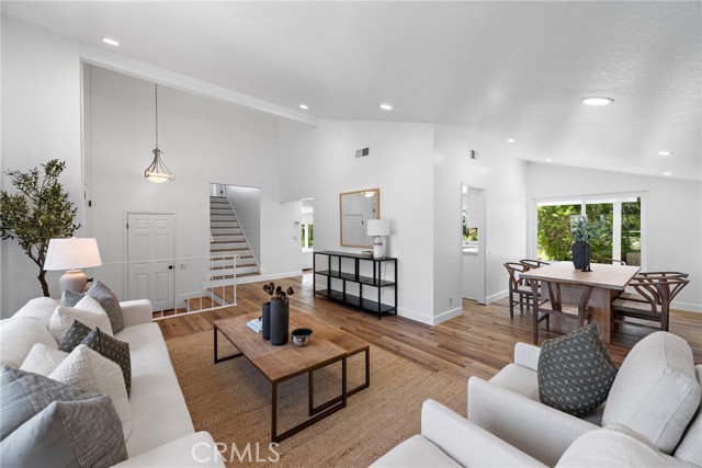 Image 4 of 31 For 27091 Pueblonuevo Drive