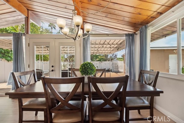 550 N Dexford Drive, La Habra CA: https://media.crmls.org/medias/2b0714f4-39a3-42e2-aef6-602a356dceda.jpg