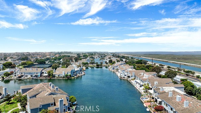 Detail Gallery Image 44 of 63 For 3842 Montego Dr, Huntington Beach,  CA 92649 - 4 Beds | 3 Baths