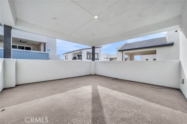 27216 Coyote Bush Court, Valencia CA: https://media.crmls.org/medias/2b0834e3-34d5-4a39-be9d-9e38d0950f69.jpg