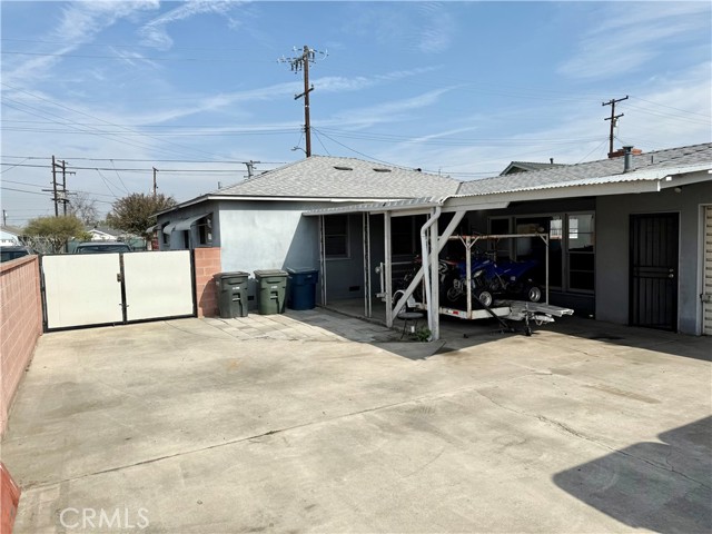 10006 Lindale Street, Bellflower, California 90706, 3 Bedrooms Bedrooms, ,2 BathroomsBathrooms,Single Family Residence,For Sale,Lindale,DW25002588