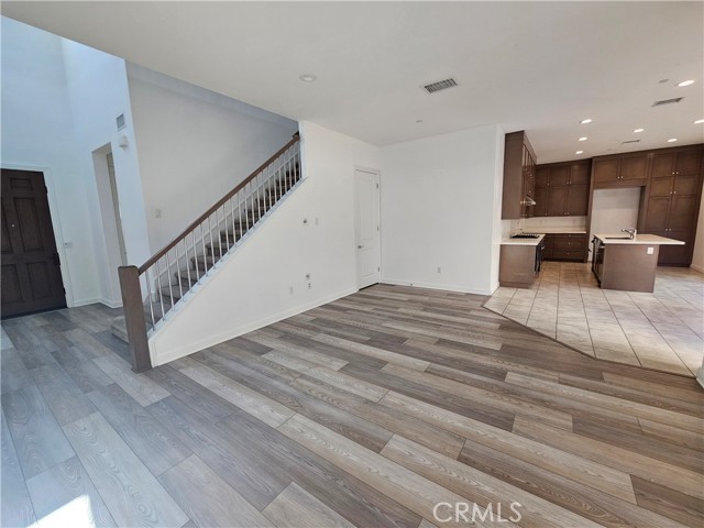 20841 W Acorn Circle, Porter Ranch CA: https://media.crmls.org/medias/2b09ec7a-5703-494b-beed-d22c91c2941a.jpg