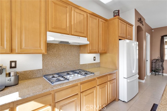 Detail Gallery Image 25 of 75 For 12916 Hyperion Ln, Apple Valley,  CA 92308 - 5 Beds | 3/1 Baths