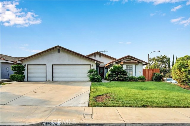 294 Celeste Dr, Riverside, CA 92507