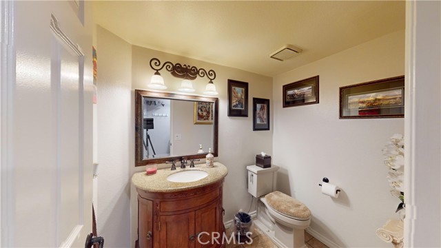 Detail Gallery Image 14 of 49 For 837 Gutmann Ln, Placentia,  CA 92870 - 3 Beds | 2/1 Baths