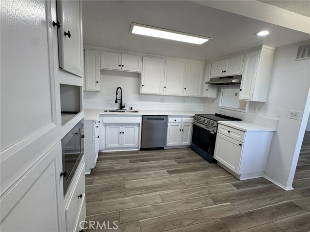 Detail Gallery Image 2 of 23 For 14919 S Normandie Ave #18,  Gardena,  CA 90247 - 2 Beds | 1 Baths