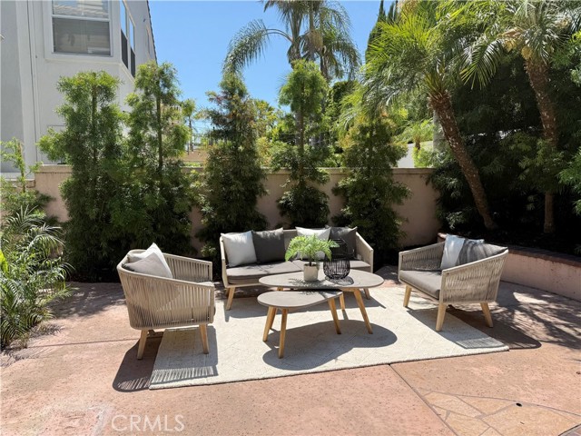 25 Santa Maria, Lake Forest CA: https://media.crmls.org/medias/2b0b21dd-f939-4ce2-8890-d4f096676336.jpg