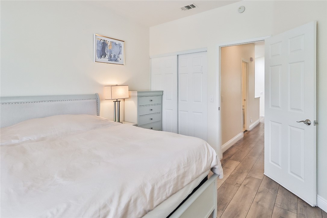 Detail Gallery Image 31 of 46 For 5028 Benedict Ct, Oak Park,  CA 91377 - 3 Beds | 2/1 Baths