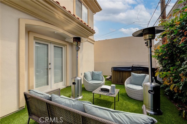 2220 Gates Avenue, Redondo Beach, California 90278, 4 Bedrooms Bedrooms, ,2 BathroomsBathrooms,Residential,Sold,Gates,SB21194759