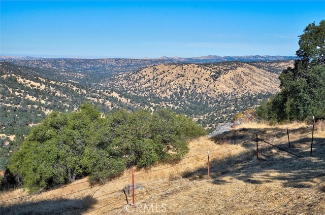 37876 Road 600, Raymond CA: https://media.crmls.org/medias/2b0c4b76-40a3-4209-8b3f-4029fa32bd43.jpg