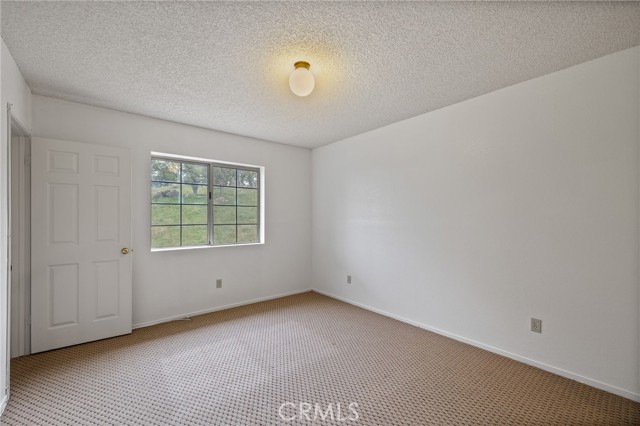 Detail Gallery Image 18 of 63 For 18520 Glenview Ct, Tehachapi,  CA 93561 - 3 Beds | 3/1 Baths