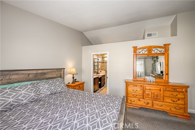 Detail Gallery Image 23 of 47 For 20419 Kesley St, Canyon Country,  CA 91351 - 6 Beds | 3 Baths