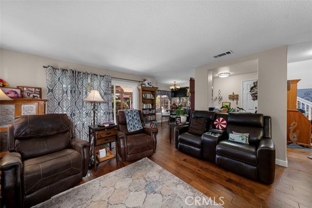 Detail Gallery Image 21 of 60 For 554 Edgewater, Oceanside,  CA 92057 - 4 Beds | 3 Baths