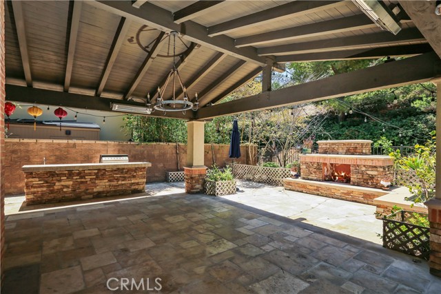 26 Woods Trail, Irvine CA: https://media.crmls.org/medias/2b0fa10b-e147-4b28-8ec3-6c7711ebafe2.jpg
