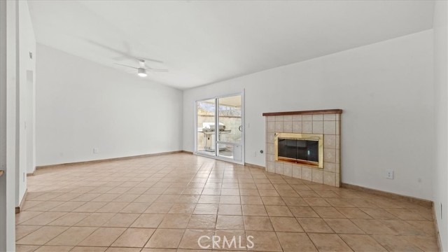 Detail Gallery Image 11 of 38 For 6676 Coloma Way, Jurupa Valley,  CA 92509 - 4 Beds | 2 Baths