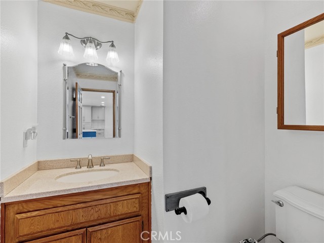 Detail Gallery Image 25 of 60 For 10660 Ranchero, Oak Hills,  CA 92344 - 4 Beds | 3 Baths