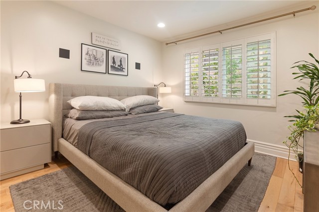 Detail Gallery Image 8 of 19 For 820 S Bedford St #102,  Los Angeles,  CA 90035 - 2 Beds | 2/1 Baths