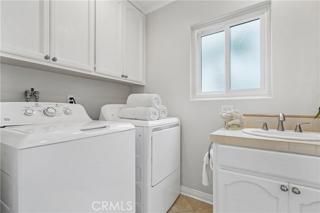 315 23rd Street, Manhattan Beach, California 90266, 3 Bedrooms Bedrooms, ,1 BathroomBathrooms,Residential,Sold,23rd Street,SB22006593