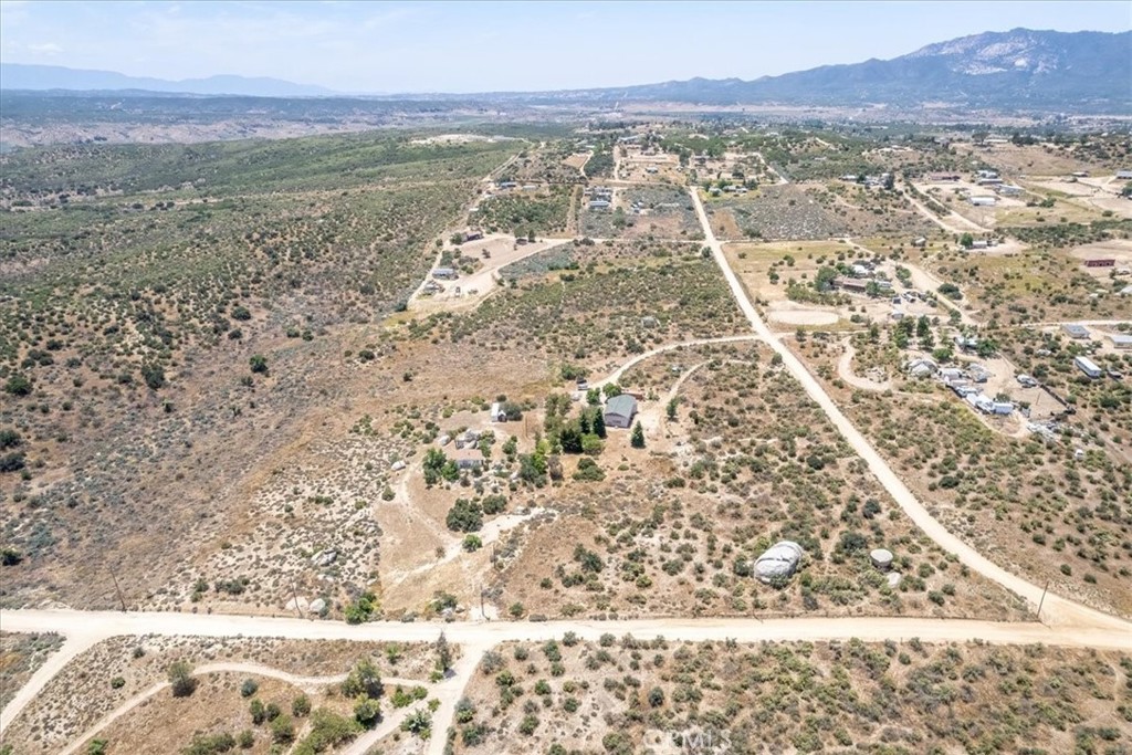 https://media.crmls.org/medias/2b128a51-3f8f-4f43-a469-f9d884ccc7b8.jpg?preset=X-Large