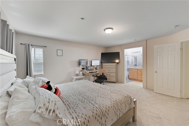 Detail Gallery Image 13 of 23 For 25796 Iris #C,  Moreno Valley,  CA 92551 - 3 Beds | 3 Baths