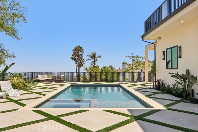 18200 Sheffield Lane, Porter Ranch CA: https://media.crmls.org/medias/2b12e823-7325-4fe4-a452-de5a6c739a08.jpg