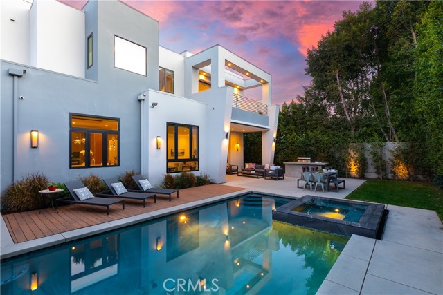 Detail Gallery Image 1 of 49 For 4175 Greenbush Ave, Sherman Oaks,  CA 91423 - 5 Beds | 6 Baths