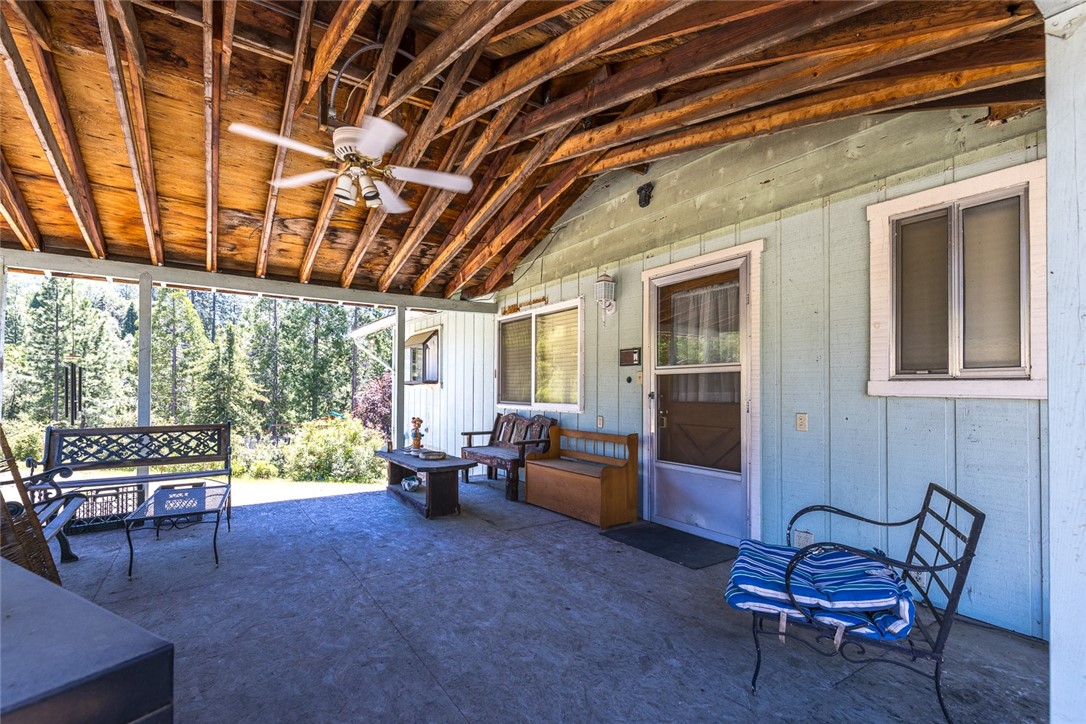 Detail Gallery Image 9 of 33 For 2340 Harris Rd, Mariposa,  CA 95338 - 3 Beds | 2 Baths