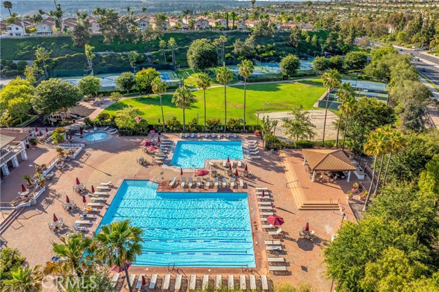 28332 Via Alfonse, Laguna Niguel CA: https://media.crmls.org/medias/2b140e20-45a2-463a-88c5-51d8c1cab671.jpg